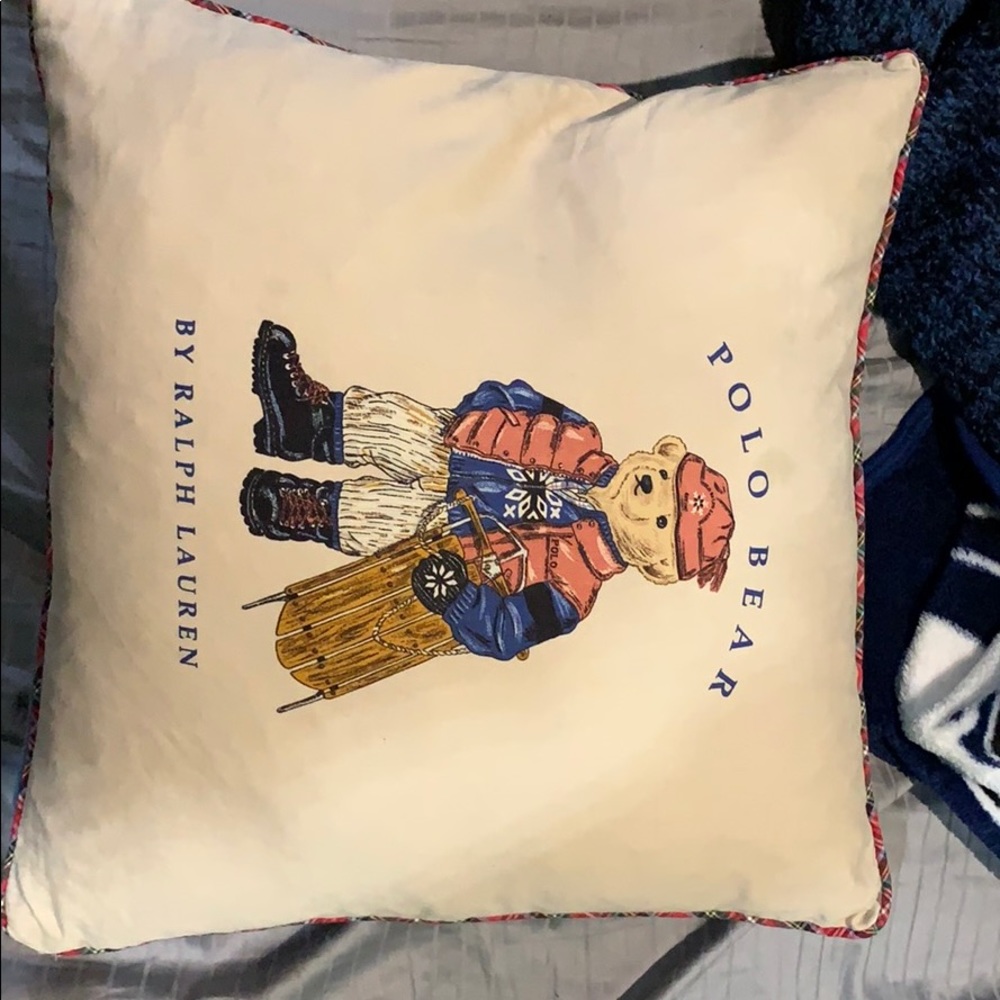 Polo bear Pillow